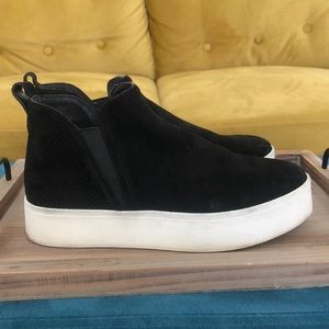 Black Steve Madden Platform Shoes